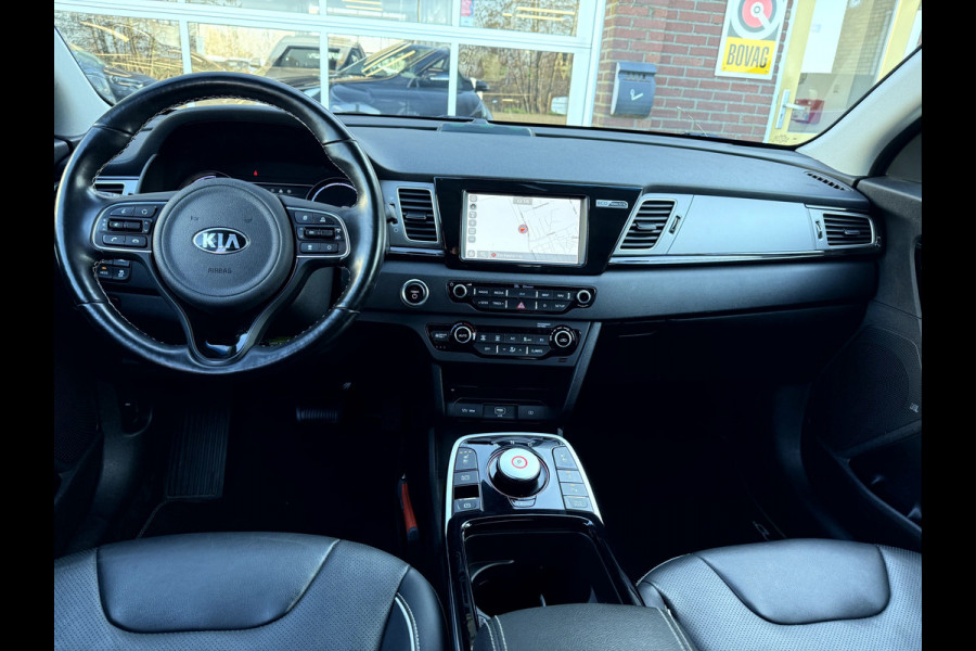 Kia e-Niro ExecutiveLine 64 kWh App Connect, Leer, Camera, Stoel/Stuur Verwarming
