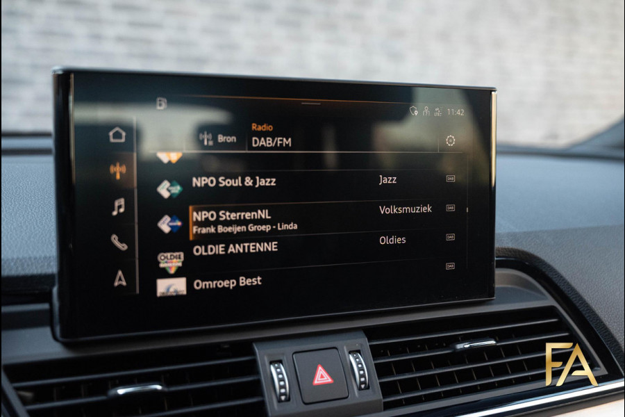 Audi Q5 55 TFSI e S edition Competition Panodak|Ruitleder|367PK|Sfeer