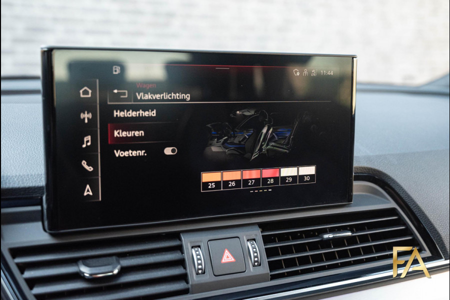 Audi Q5 55 TFSI e S edition Competition Panodak|Ruitleder|367PK|Sfeer