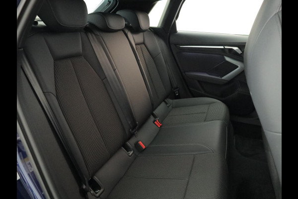 Audi A3 Sportback 40 TFSI e S edition 240 pk S-tronic | Verlengde garantie | Navigatie | Parkeersensoren (Park assist) | Achteruitrijcamera | Stoelverwarming | S-Line |