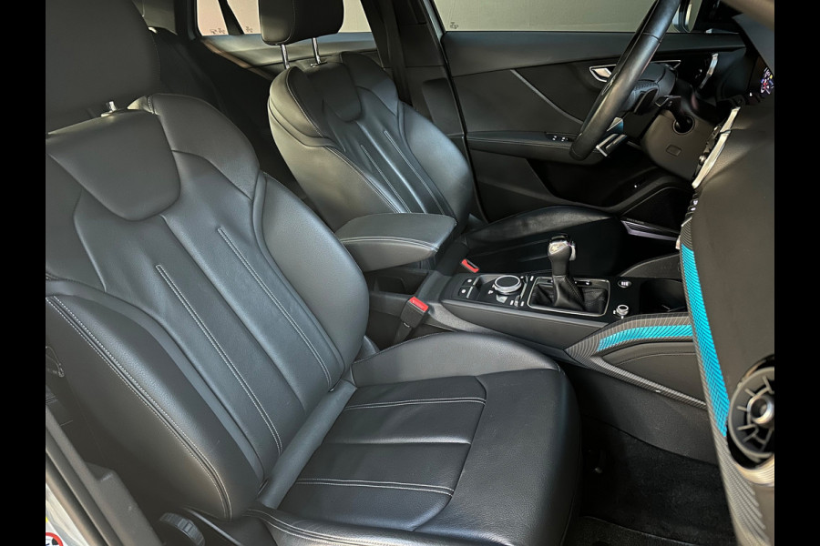 Audi Q2 35 TFSI S Line. Pano - Matrix - Ambiance - B&O - ACC