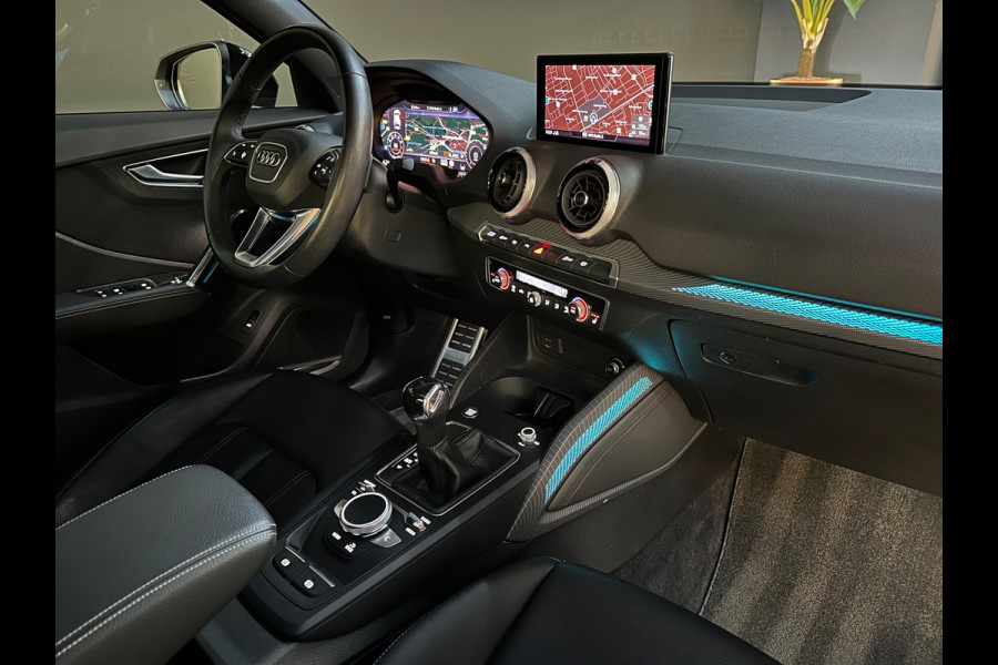 Audi Q2 35 TFSI S Line. Pano - Matrix - Ambiance - B&O - ACC