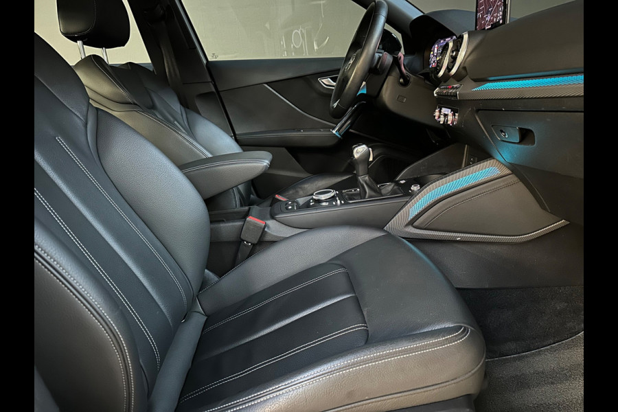 Audi Q2 35 TFSI S Line. Pano - Matrix - Ambiance - B&O - ACC