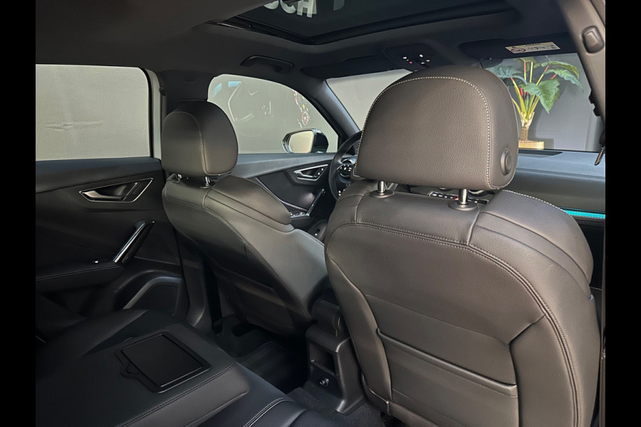 Audi Q2 35 TFSI S Line. Pano - Matrix - Ambiance - B&O - ACC