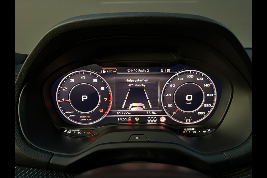 Audi Q2 35 TFSI S Line. Pano - Matrix - Ambiance - B&O - ACC