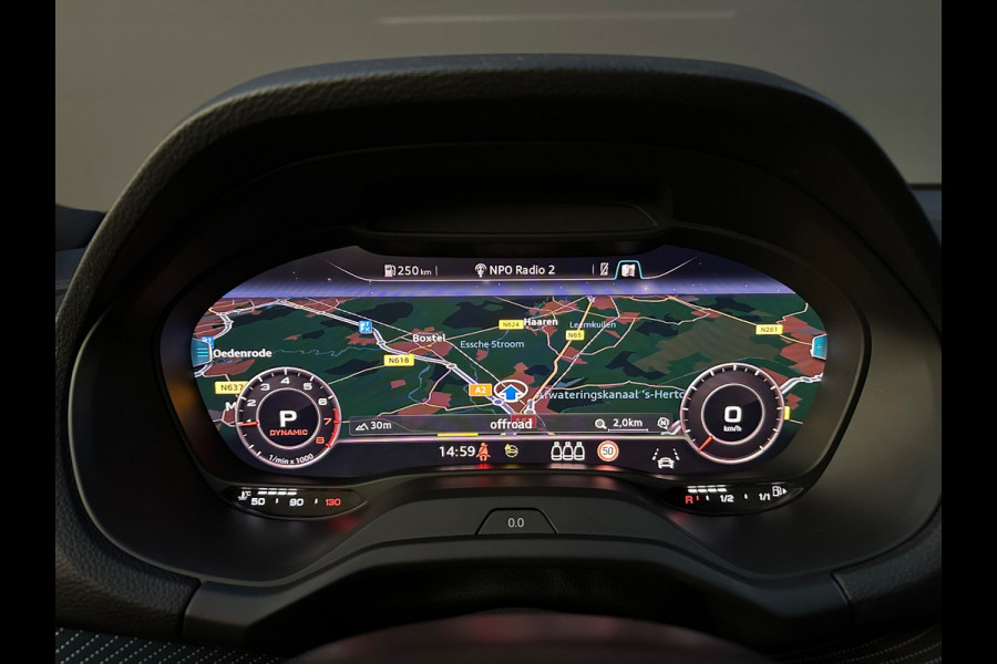 Audi Q2 35 TFSI S Line. Pano - Matrix - Ambiance - B&O - ACC