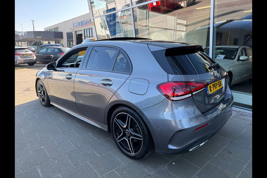 Mercedes-Benz A-Klasse 180 Business Solution AMG Pano,sfeerverlichting