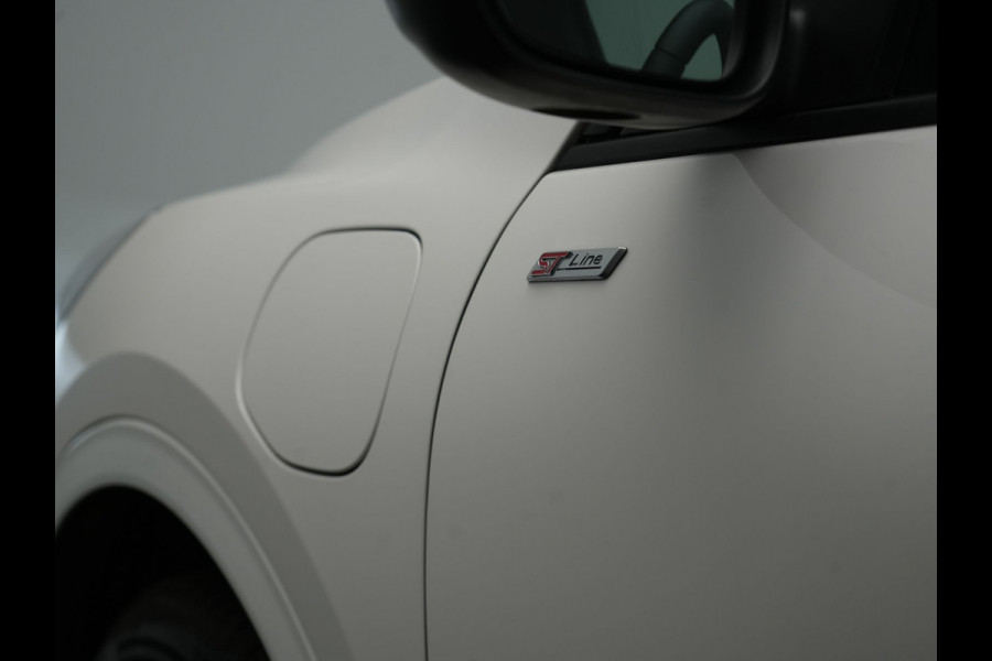 Ford Kuga 2.5 ST-Line PHEV 225pk Dealer O.H. | Panodak | Adaptive Cruise | 360 Camera | Bang & Olufsen Audio | Apple Carplay | LED Koplampen | Virtual | Navigatie | DAB | Plug In Hybrid |