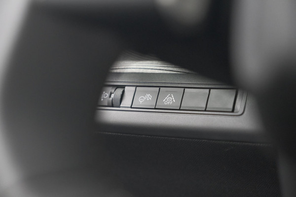 Citroën ë-C3 Max 113pk 44 kWh | 7 KW Laadfunctie | Camera | Navigatie | Apple Carplay | Parkeersensoren