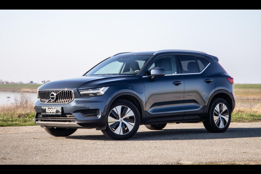 Volvo XC40 1.5 T4 Recharge Inscription CARPLAY / CRUISE CONTROLE / DEALER ONDERHOUDEN / CAMERA