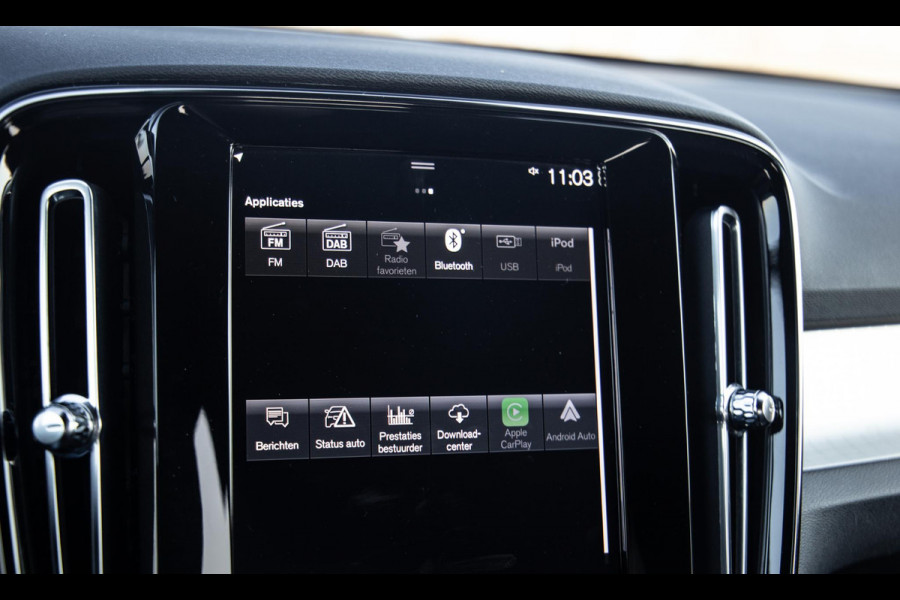 Volvo XC40 1.5 T4 Recharge Inscription CARPLAY / CRUISE CONTROLE / DEALER ONDERHOUDEN / CAMERA