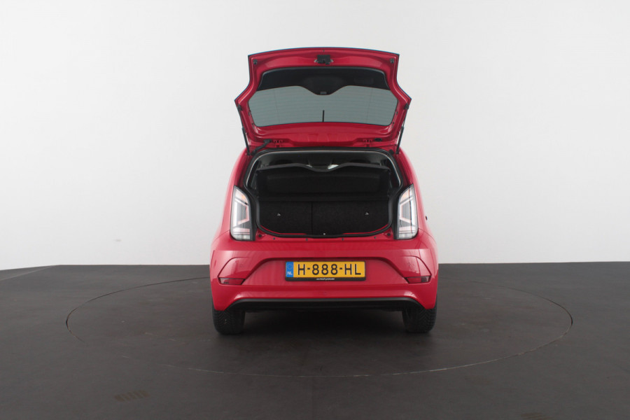 Volkswagen up! 1.0 BMT move > Zwart dak/Cruise control/15 inch velgen...