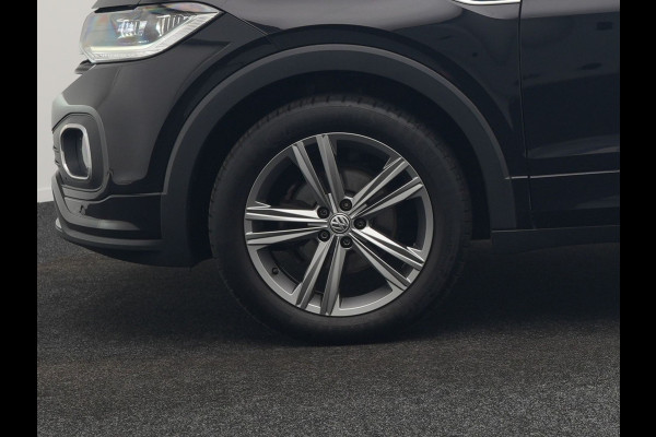 Volkswagen T-Cross 1.0 TSI R-Line 116pk DSG | Adaptive Cruise | Apple Carplay | Voorstoelen Verwarmd | Blis | Virtual Cockpit | Navigatie | DAB |