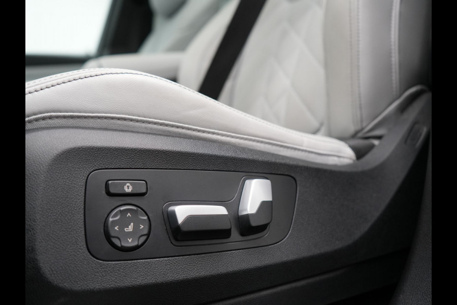 BMW X5 xDrive50e M Sport PHEV 490pk Dealer O.H. | Panodak | Luchtvering | Adaptive Cruise | Head Up | 360 Camera | Harman / Kardon | Lederen Sportstoelen Memory & Verwarmd | Sfeerverlichting | Apple Carplay | Keyless | Blis | 20"L.M | Plug