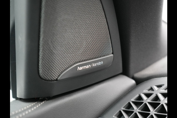 BMW X5 xDrive50e M Sport PHEV 490pk Dealer O.H. | Panodak | Luchtvering | Adaptive Cruise | Head Up | 360 Camera | Harman / Kardon | Lederen Sportstoelen Memory & Verwarmd | Sfeerverlichting | Apple Carplay | Keyless | Blis | 20"L.M | Plug