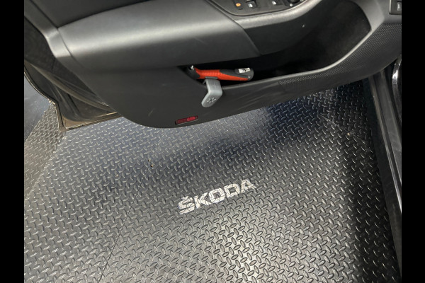 Škoda Octavia Combi 1.0 e-TSI Business Edition Plus Automaat | Navi | Clima | Cruise | HUD | Trekhaak