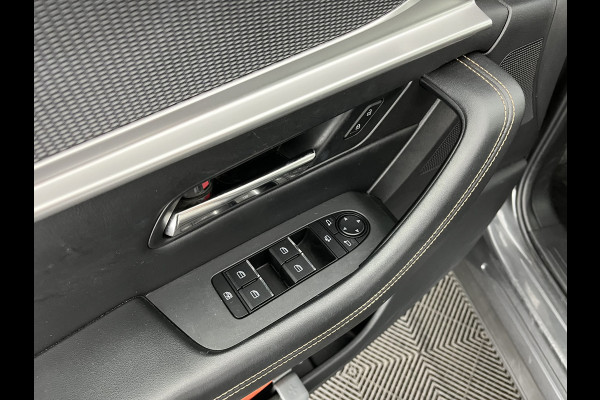 Mazda CX-60 2.5 e-SkyActiv PHEV Exclusive-Line AWD (Plug-In / 3-Fase) (INCL-BTW) *LEATHER | FULL-LED | BLINDSPOT | HEATED/COOLD-COMFORTSEATS | DIGI-COCKPIT | KEYLESS | DAB | NAVI-FULLMAP | CAMERA | TOWBAR | CARPLAY | SHIFTPADDLES | MEMORY-PACK | HEAD-UP | ...