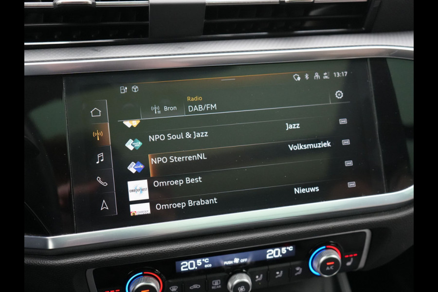 Audi Q3 45 TFSI e PHEV 245pk Dealer O.H. | Trekhaak Af Fabriek | Panodak | Camera | Alcantara Sportstoelen Verwarmd | Apple Carplay | Keyless | Blis | LED Koplampen | Virtual | Navigatie | DAB | Plug In Hybrid |