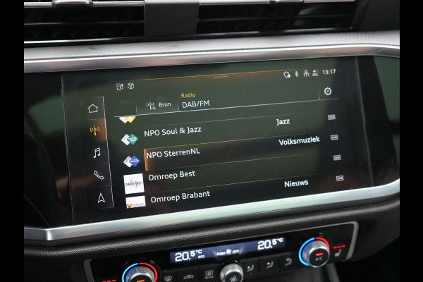 Audi Q3 45 TFSI e PHEV 245pk Dealer O.H. | Trekhaak Af Fabriek | Panodak | Camera | Alcantara Sportstoelen Verwarmd | Apple Carplay | Keyless | Blis | LED Koplampen | Virtual | Navigatie | DAB | Plug In Hybrid |