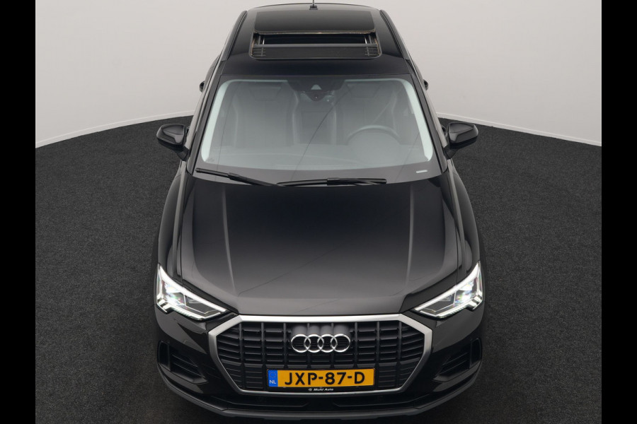 Audi Q3 45 TFSI e PHEV 245pk Dealer O.H. | Trekhaak Af Fabriek | Panodak | Camera | Alcantara Sportstoelen Verwarmd | Apple Carplay | Keyless | Blis | LED Koplampen | Virtual | Navigatie | DAB | Plug In Hybrid |