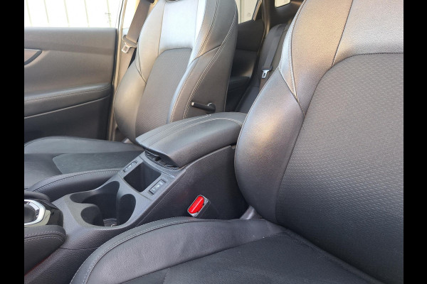 Nissan QASHQAI 1.3 DIG-T Tekna DCT Automaat | Panodak | Trekhaak | LED | 360Cam | Climate | Navi  | All Season banden |