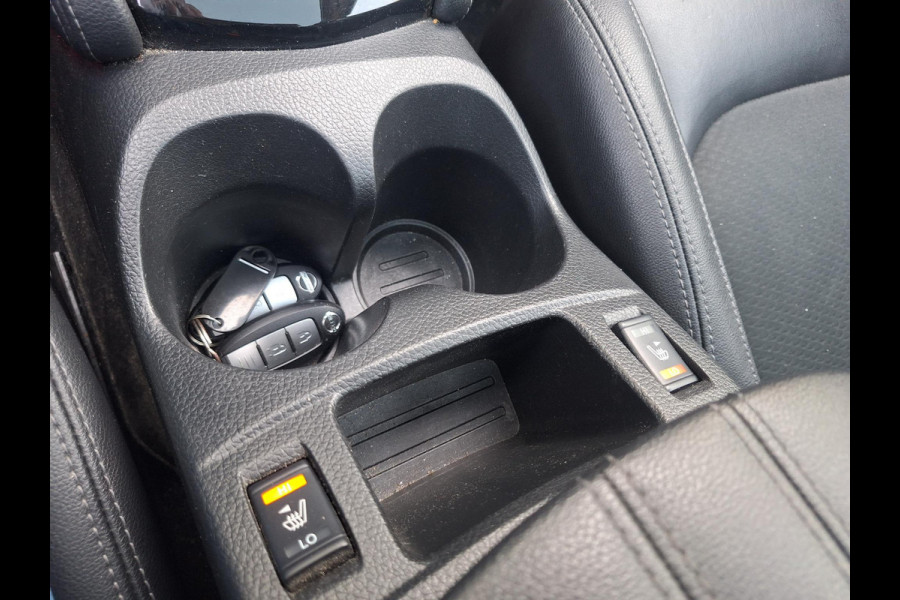 Nissan QASHQAI 1.3 DIG-T Tekna DCT Automaat | Panodak | Trekhaak | LED | 360Cam | Climate | Navi  | All Season banden |