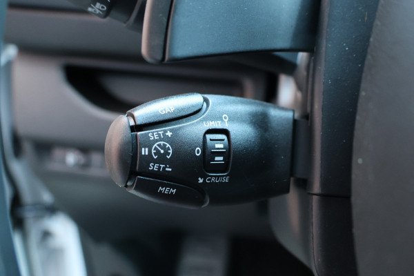 Opel Vivaro 2.0 BlueHDi L3H1 DC AUT | Dubbel cabine | Blind Spot | Navigatie | CarPlay | Camera | L+R Schuifdeur | Lane Assist | DAB | BPM Vrij | 6-Zitter | Nieuwe APK