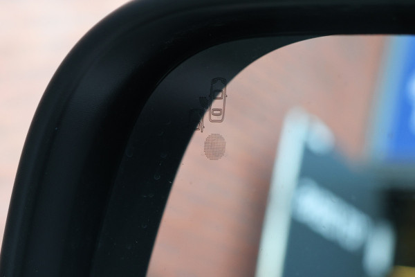 Opel Vivaro 2.0 BlueHDi L3H1 DC AUT | Dubbel cabine | Blind Spot | Navigatie | CarPlay | Camera | L+R Schuifdeur | Lane Assist | DAB | BPM Vrij | 6-Zitter | Nieuwe APK