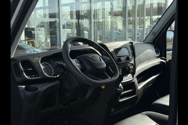 Iveco Daily 35C16 2.3 300 Kipper | Dubbellucht | Trekhaak | Leder | Opbergkist | Airco | Cruisec.