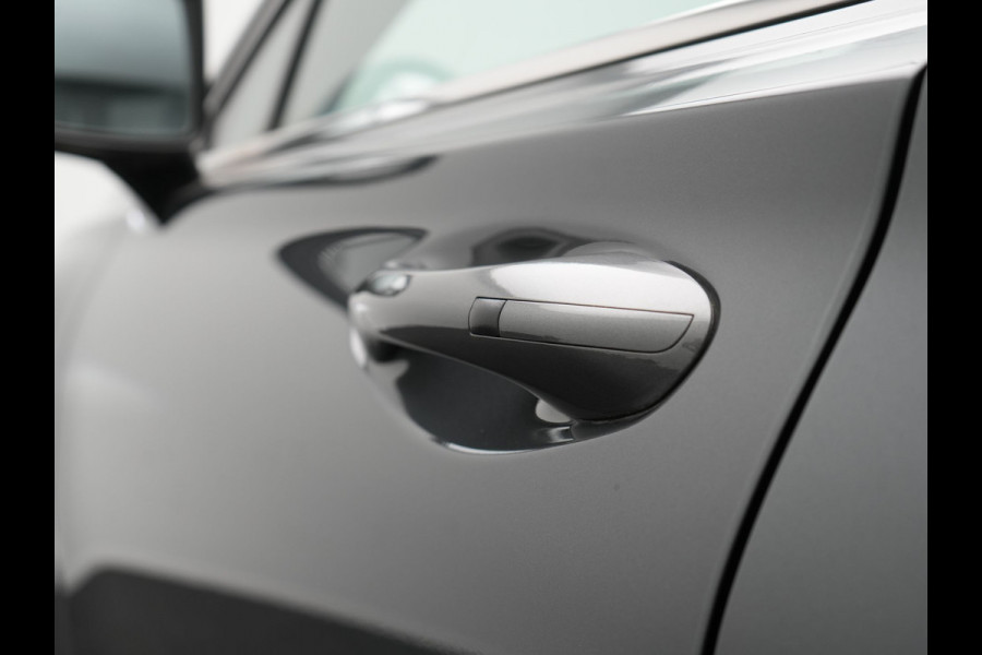 Hyundai Santa Fe 1.6 T-GDI Comfort Smart Sky Plug In Hybrid 266pk Dealer O.H. PHEV | Trekhaak Afn. | Panodak | Adaptive Cruise | Camera | Krell Audio | Lederen Sportstoelen Verwarmd | Apple Carplay | Keyless | Blis | Stuur Verwarmd | Navigatie | DAB |