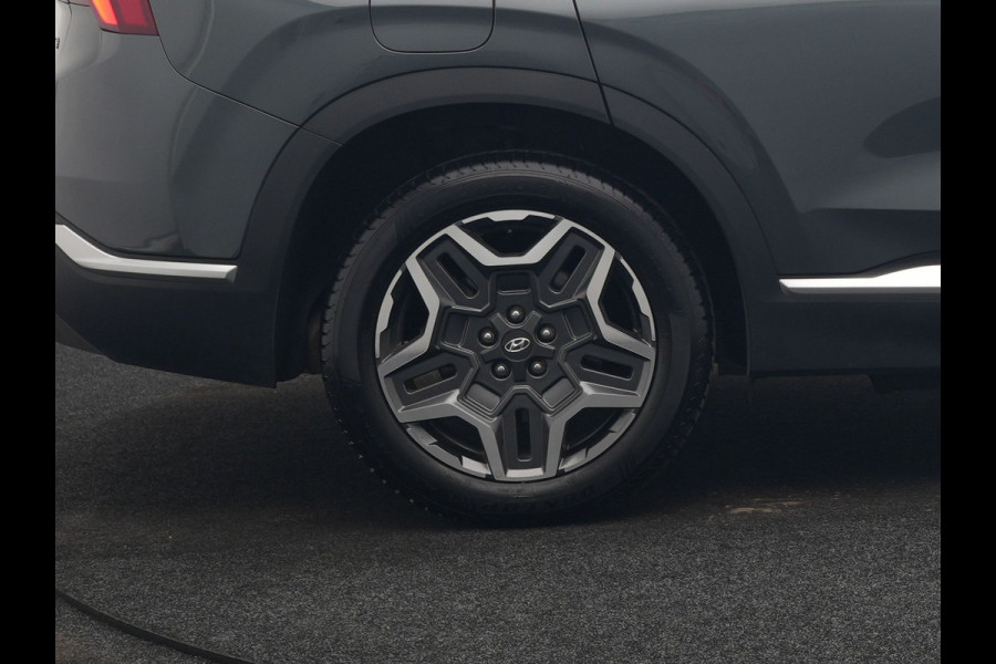 Hyundai Santa Fe 1.6 T-GDI Comfort Smart Sky Plug In Hybrid 266pk Dealer O.H. PHEV | Trekhaak Afn. | Panodak | Adaptive Cruise | Camera | Krell Audio | Lederen Sportstoelen Verwarmd | Apple Carplay | Keyless | Blis | Stuur Verwarmd | Navigatie | DAB |