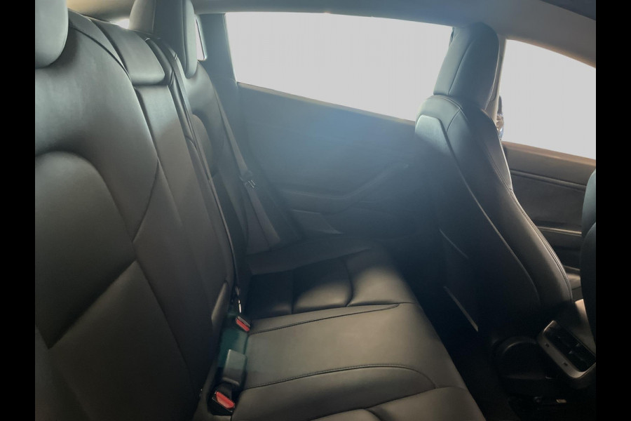 Tesla Model 3 Standard RWD Plus 60 kWh