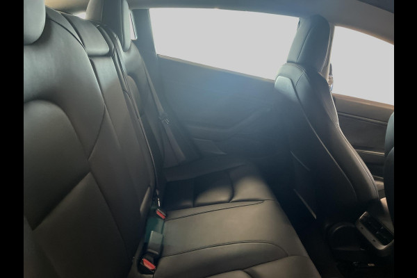 Tesla Model 3 Standard RWD Plus 60 kWh