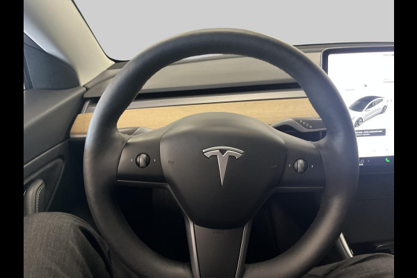 Tesla Model 3 Standard RWD Plus 60 kWh