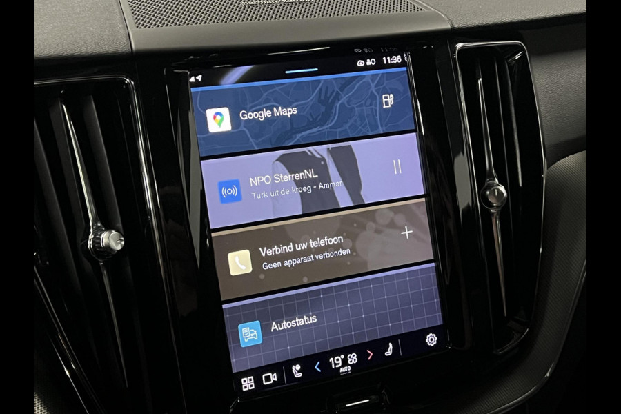 Volvo XC60 2.0 T6 Plug-in hybrid AWD R-Design Open dak | Adapt. Cruise | Memory | Stuur-/stoelverwarming | Head-up | Achteruitrij camera | Carplay