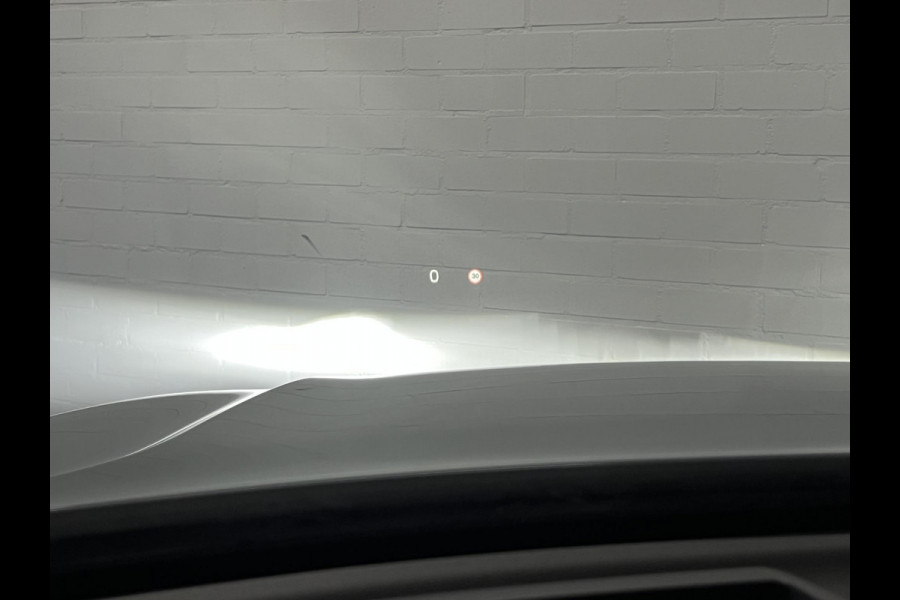 Volvo XC60 2.0 T6 Plug-in hybrid AWD R-Design Open dak | Adapt. Cruise | Memory | Stuur-/stoelverwarming | Head-up | Achteruitrij camera | Carplay