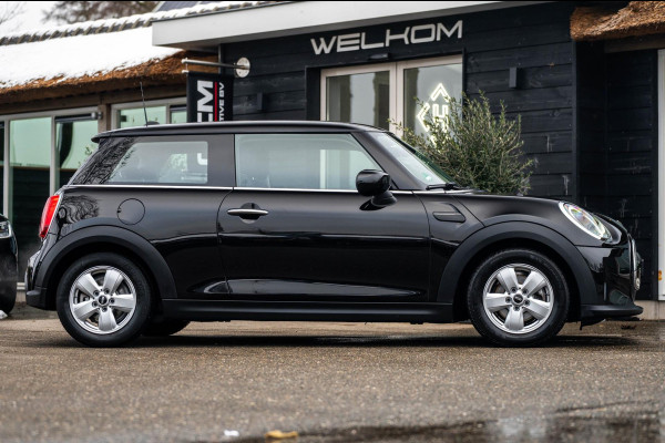 MINI Mini 1.5 One Essential I NAP I Navigatie I Climate I Cruise I Dealeronderhouden I 1e Eigenaar I BTW Auto