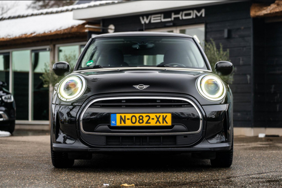 MINI Mini 1.5 One Essential I NAP I Navigatie I Climate I Cruise I Dealeronderhouden I 1e Eigenaar I BTW Auto
