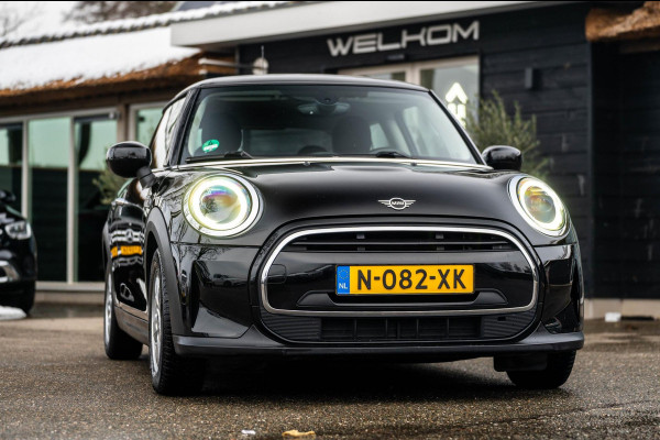 MINI Mini 1.5 One Essential I NAP I Navigatie I Climate I Cruise I Dealeronderhouden I 1e Eigenaar I BTW Auto