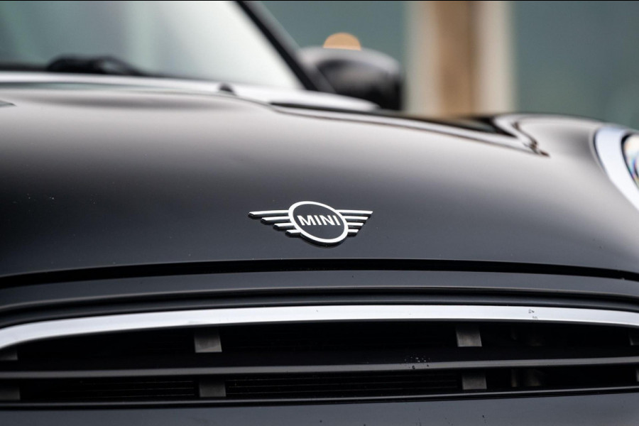 MINI Mini 1.5 One Essential I NAP I Navigatie I Climate I Cruise I Dealeronderhouden I 1e Eigenaar I BTW Auto