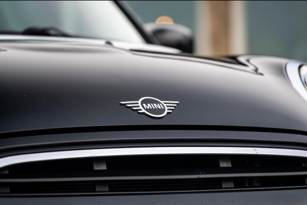MINI Mini 1.5 One Essential I NAP I Navigatie I Climate I Cruise I Dealeronderhouden I 1e Eigenaar I BTW Auto