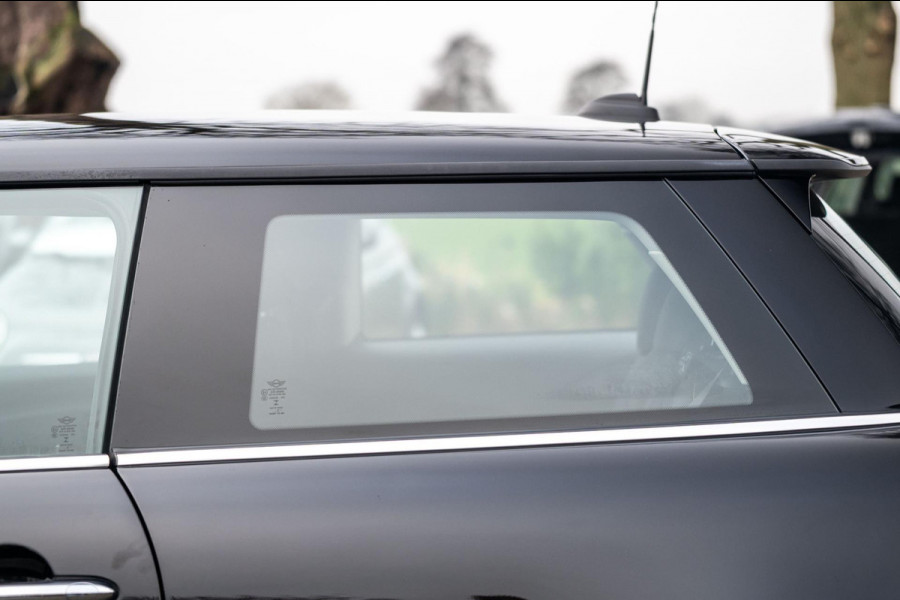 MINI Mini 1.5 One Essential I NAP I Navigatie I Climate I Cruise I Dealeronderhouden I 1e Eigenaar I BTW Auto