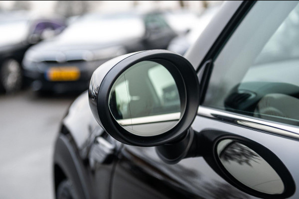 MINI Mini 1.5 One Essential I NAP I Navigatie I Climate I Cruise I Dealeronderhouden I 1e Eigenaar I BTW Auto