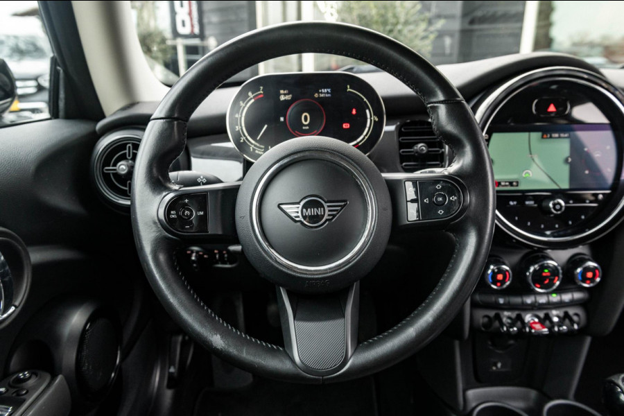 MINI Mini 1.5 One Essential I NAP I Navigatie I Climate I Cruise I Dealeronderhouden I 1e Eigenaar I BTW Auto