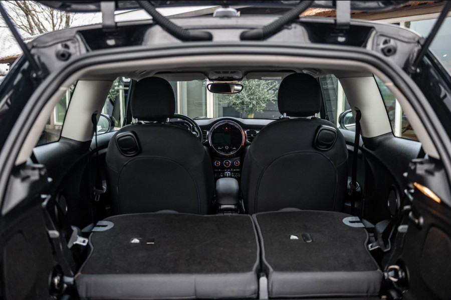 MINI Mini 1.5 One Essential I NAP I Navigatie I Climate I Cruise I Dealeronderhouden I 1e Eigenaar I BTW Auto