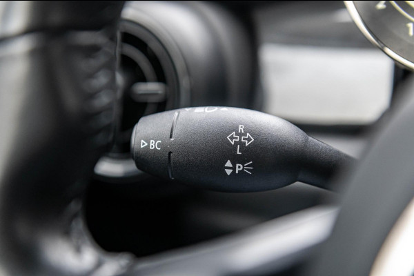 MINI Mini 1.5 One Essential I NAP I Navigatie I Climate I Cruise I Dealeronderhouden I 1e Eigenaar I BTW Auto