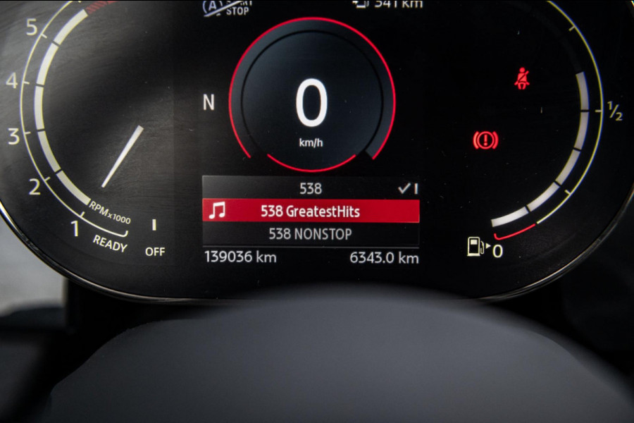 MINI Mini 1.5 One Essential I NAP I Navigatie I Climate I Cruise I Dealeronderhouden I 1e Eigenaar I BTW Auto