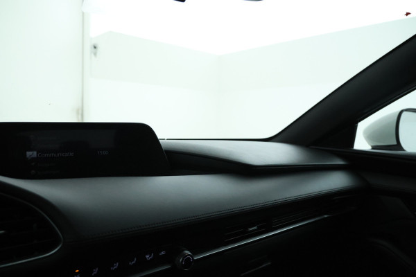 Mazda 3 2.0 e-SkyActiv-G M Hybrid 122 Head Up! Navigatie, Airco