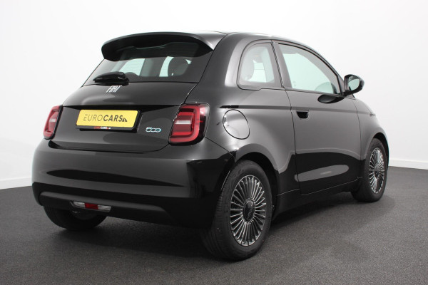 Fiat 500 -e 42 kWh 118pk Icon | Actieradius WLTP 329km! | Navigatie | Apple Carplay/Android Auto | Cruise Control | Comfort-pakket | Climate Control