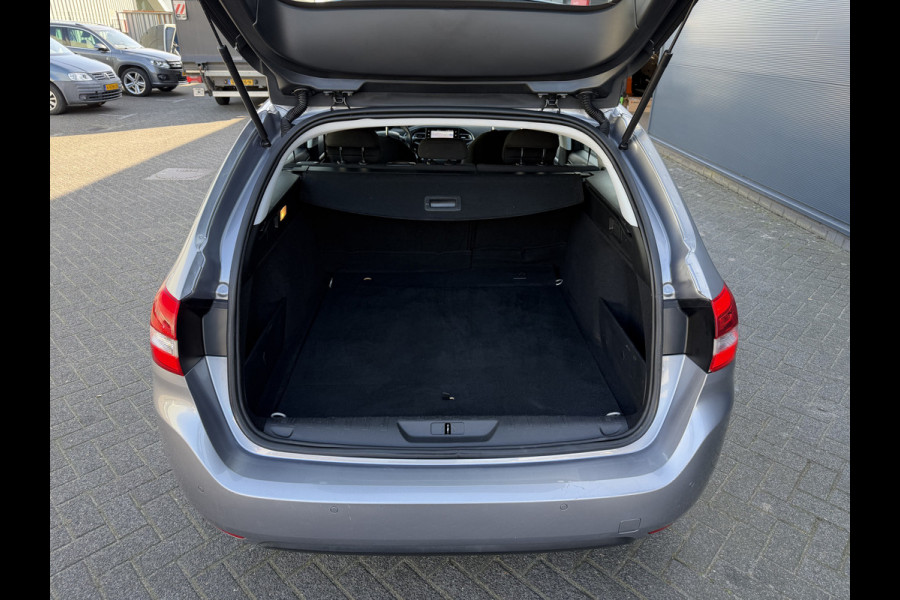 Peugeot 308 SW 110pk Allure (Automatische Airco - Navigatie - Parkeersensoren - Apple Carplay - Lichtmetalen velgen)